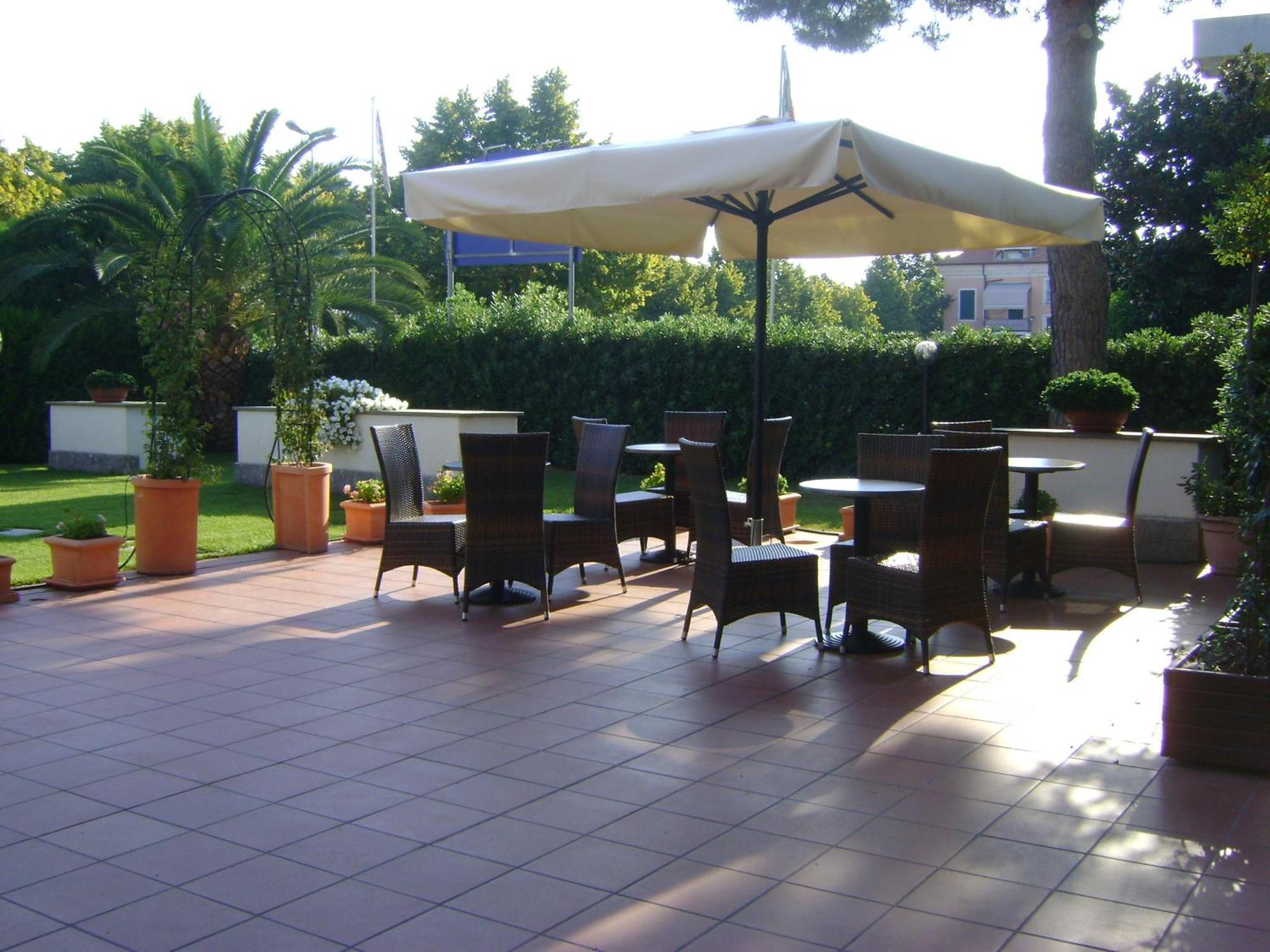 Residence Aurora Wellness & Spa Albenga Esterno foto