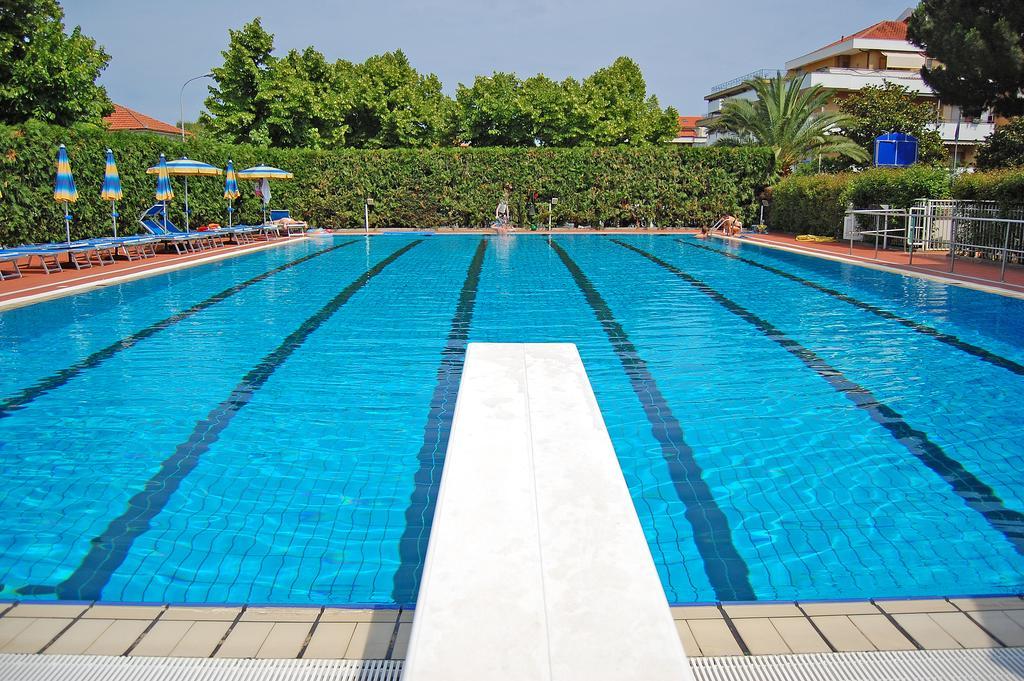 Residence Aurora Wellness & Spa Albenga Esterno foto